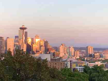 Experience Seattle Basket