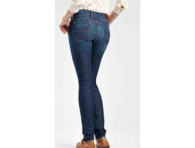 Lucky Brand - Charlie Skinny jeans  super stretch size 6/28