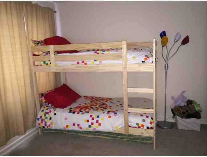 Poconos Getaway: Large Family Home for Long Weekend