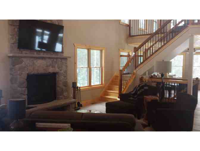 Delaware River - Catskill Mountains - NEW Modern Get Away Home!!