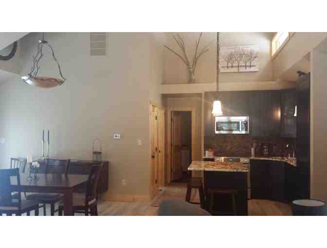 Delaware River - Catskill Mountains - NEW Modern Get Away Home!!