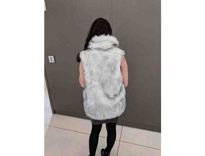 Superbowl XLVIII Women's Reversible Faux Fur White Vest - Medium - BRAND NEW with tags