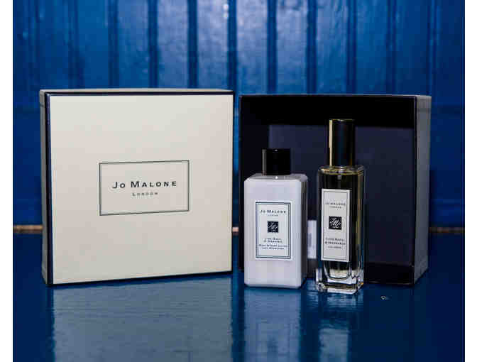Jo Malone Lime Basil and Mandarain Sample Set: Cologne and Body and Hand Lotion