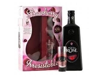 Strawberry Cream Tequila Rose Gift Set