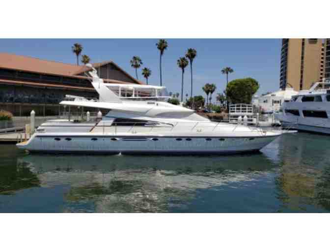 Cruise: Yacht Cruise on Three's Company-4 hour cruise.