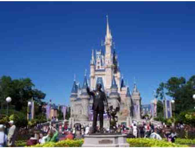 4 Walt Disney World Park Hopper Passes
