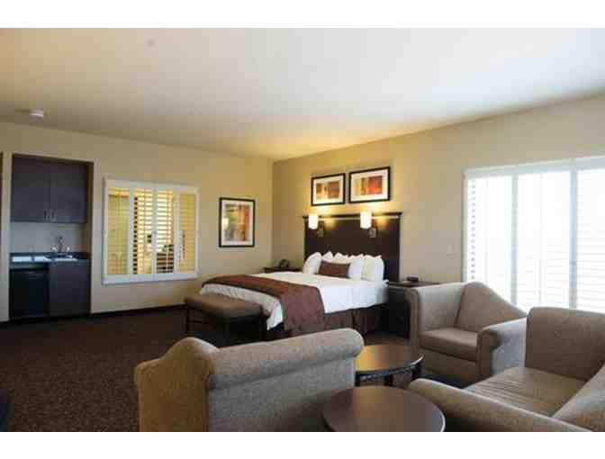 Escape to Tucson with a Two (2) Night Stay & Food Credit at Desert Diamond Casino & Hotel.
