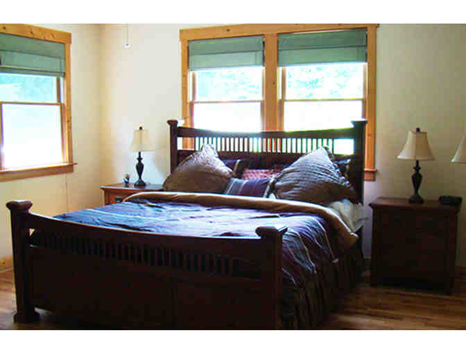 2-4 Night Winter Getaway in Mountain Cabin Near Boone