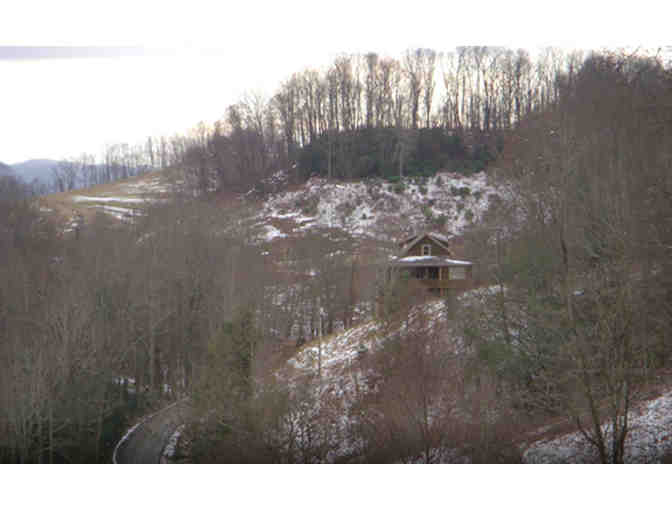 Winter Getaway in Mountain Cabin Near Boone