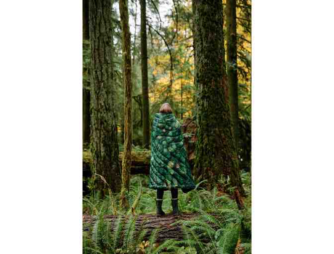 Old Growth 'Original Puffy' Throw