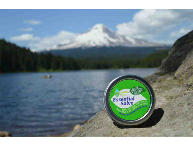 Outdoor Essentials: Natural First Aid Kit