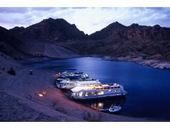 Forever Resorts: Lake Mead Houseboat Vacation