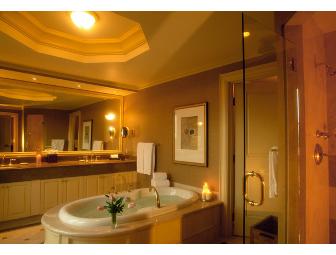 JW Marriott Las Vegas Resort + Spa 1 Night Deluxe Room and Breakfast Package
