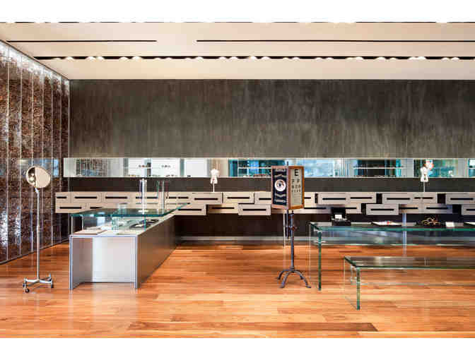 RetroSpecs & Co.: Custom Eyeglass Fitting