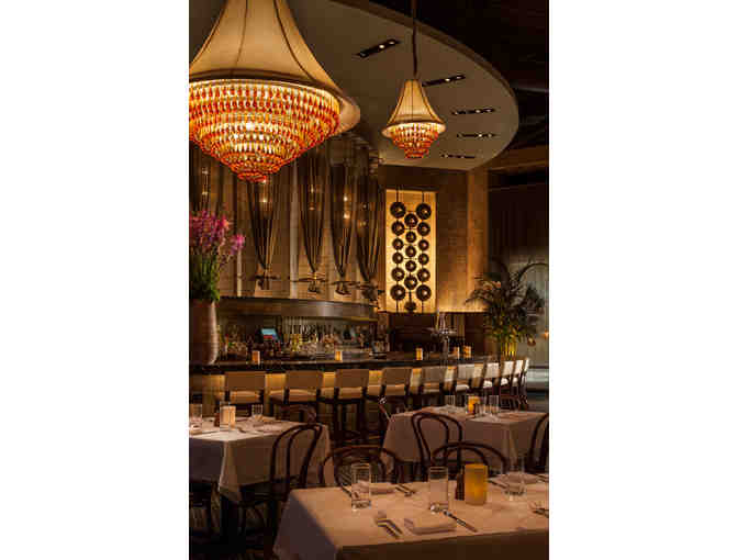 FRANK The Man. The Music: Show & Dinner at Lavo