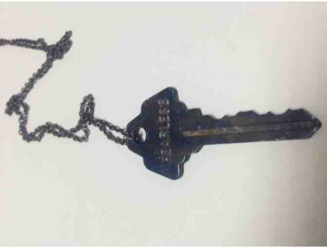 The Giving Keys- Fearless Engraved Key on 27' Chain