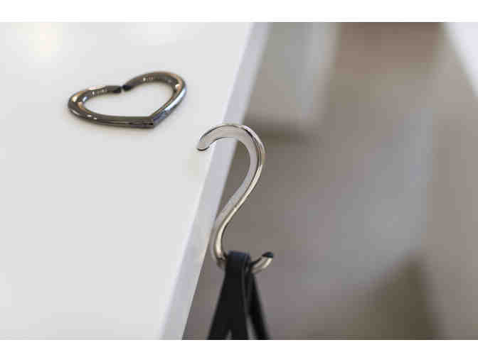 fafa concepts: The Hookup Platinum Heart purse hanger