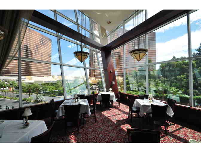 Capital Grille: Dinner for two with limo service