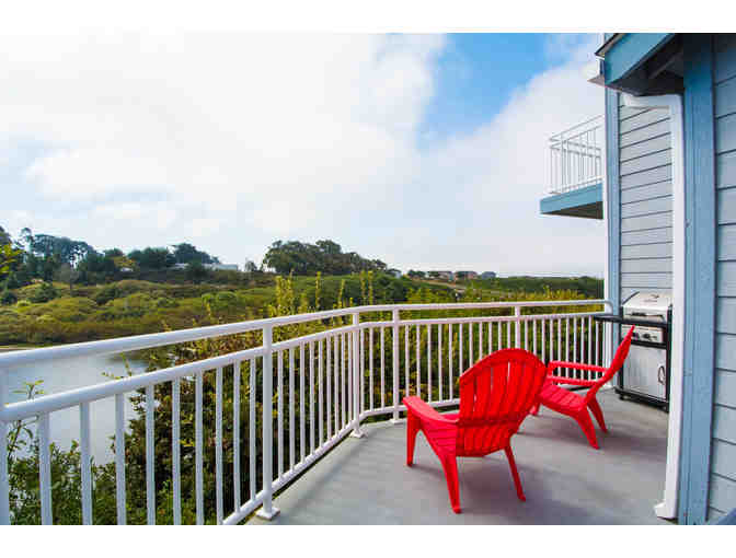 One Night Stay at the Beach House Inn on the Mendocino Coast in Fort Bragg, CA