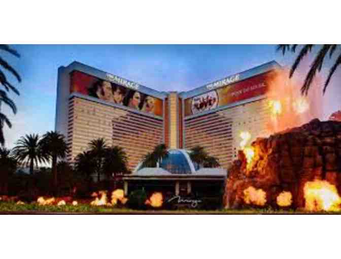 The Mirage Hotel & Casino: All-Inclusive Getaway