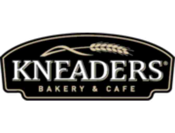 Kneaders Bakery & Cafe: Unique Gift Basket