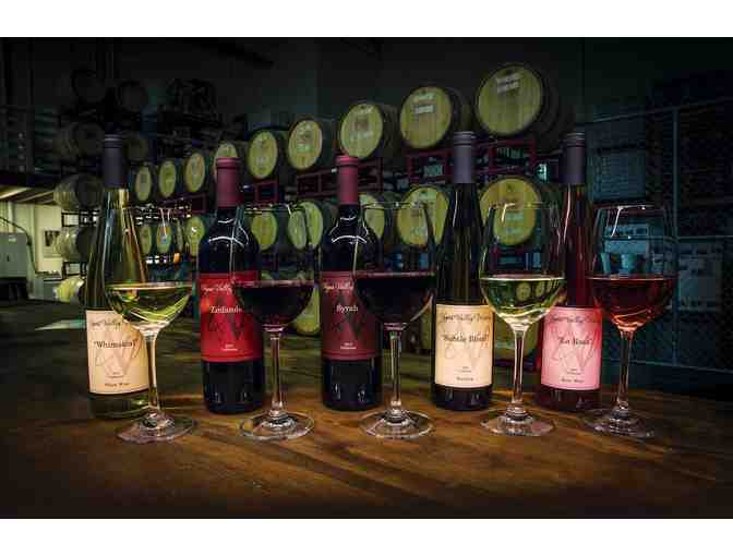 Grape Expectations: Wine Tasting and Tour for 6