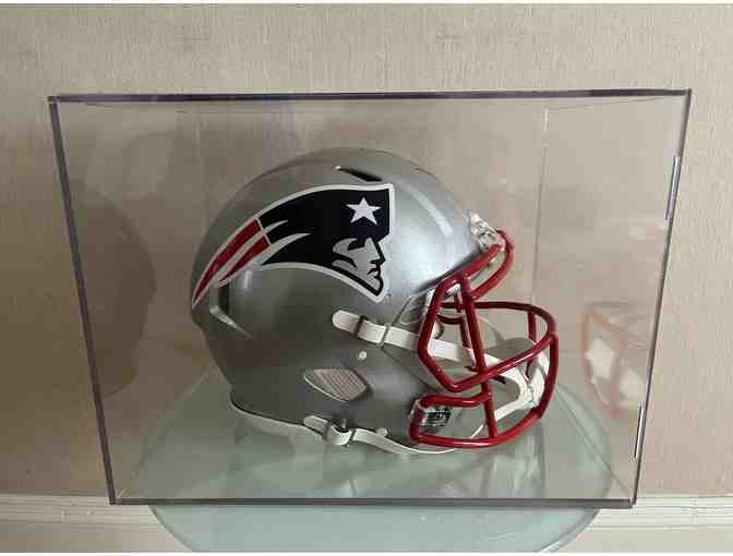 Patriots #32 Devin McCourty Signed Helmet in case with Certificate of Authenticity