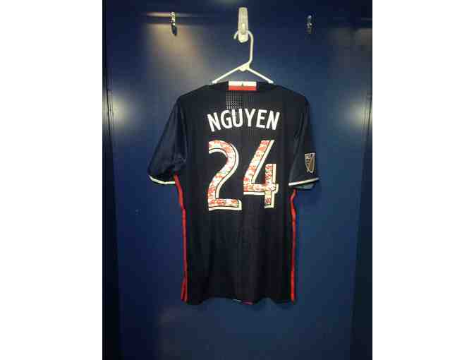 Lee Nguyen Game-Worn, Autographed Revolution Jersey w/Camouflage Numbers
