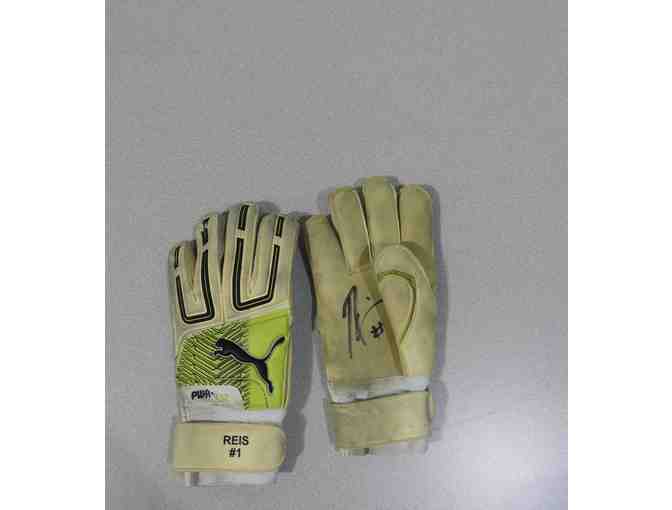 Matt Reis Autographed Goalkeeper Gloves