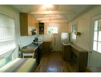 2 NIGHTS IN THE GARRETT APARTMENT AT THE LINDEN POINT HOUSE LOCATED IN BRANFORD, CT