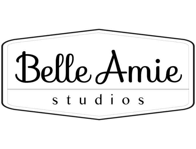 Belle Amie Photo Session & 16' x 20' Custom Print