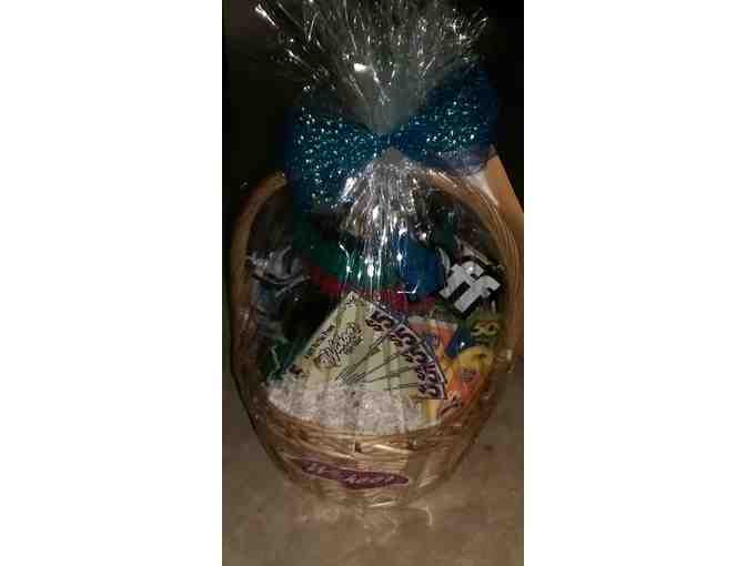 Wahoo's Gift Basket with $25 Gift Card