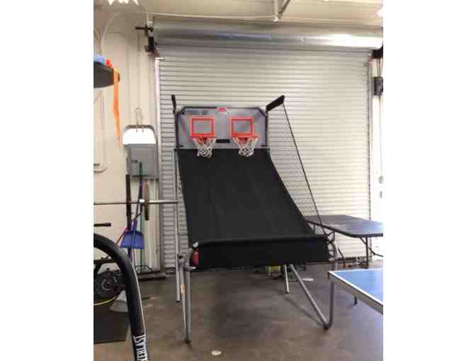 The Ultimate 'Man Cave' Party Room Experience at the Regal Beagle