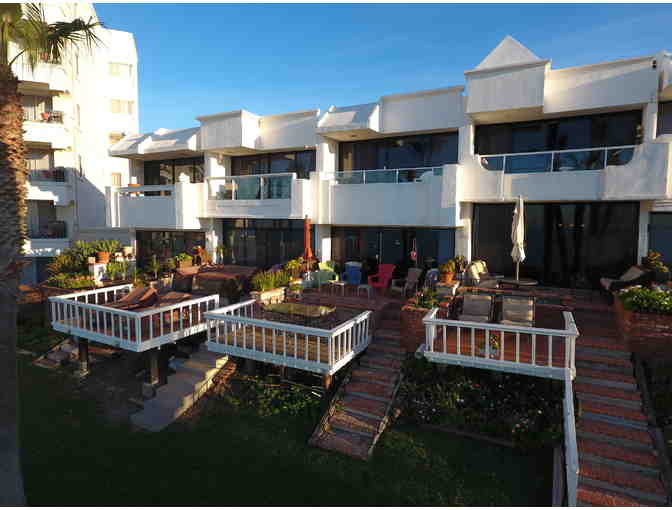 Surfer's Paradise: 4 night stay at Club Marena Villa in Baja Mexico