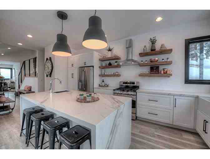 Vail Luxury with Hot Tub; 5 Min to Mountain