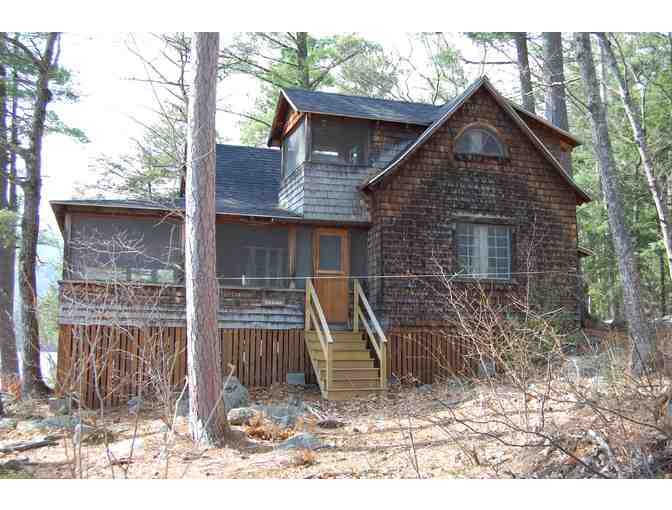 Behind-the-scenes boat tour & picnic lunch on Squam Lake