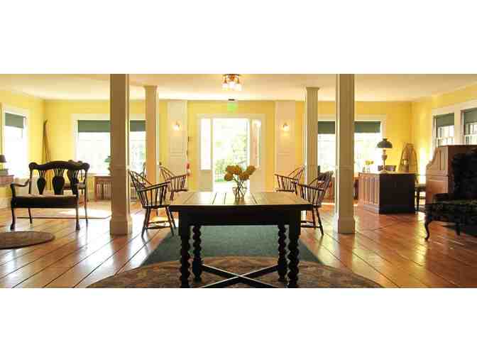 Lodging and Dining at the Horse & Hound Inn, Franconia, NH