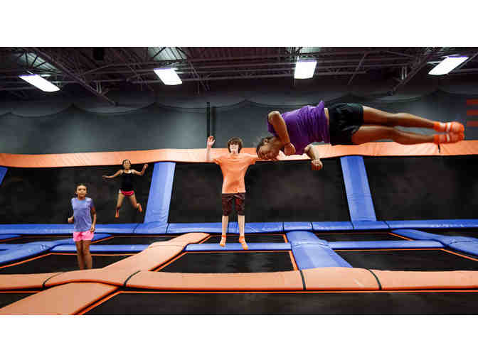Jump with Friends at Sky Zone