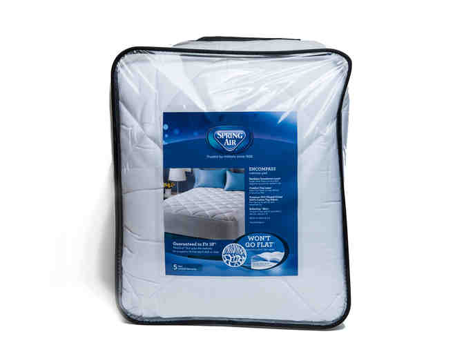 Bedding ensemble #2 - Down Alternative Comforter and mattress pad (Full/Queen)