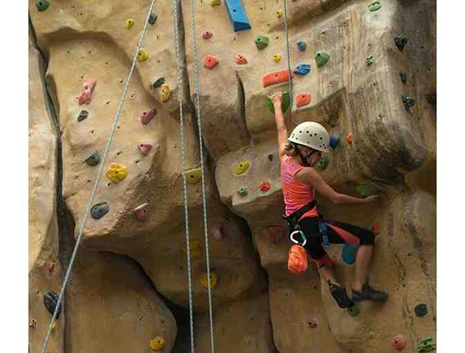 Planet Granite - Two (2) Certificates for Beginner Belay Lessons. Includes Day Pass