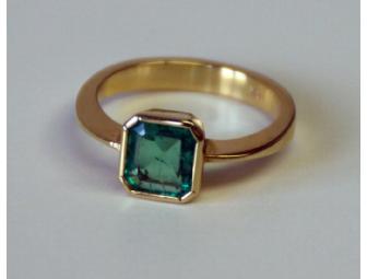 Emerald Ring in 18k Gold Setting