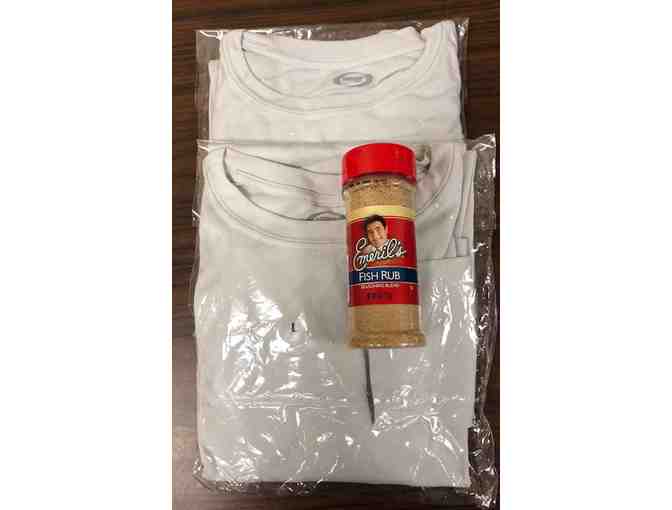 2 UV Protectant Long-Sleeved Fishing Shirts size Adult L & Emeril's Fish Rub Spice
