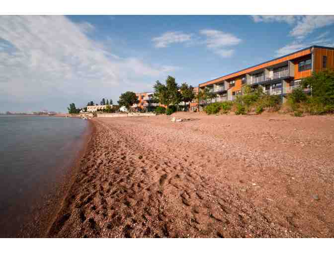 North Shore Getaway Package at East Bay Suites