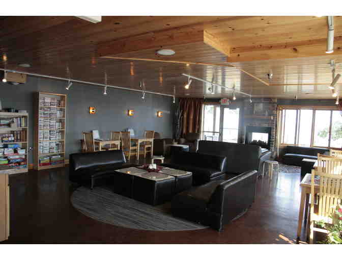 North Shore Getaway Package at East Bay Suites