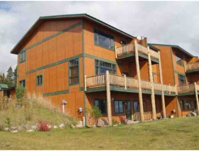 Cozy Two-Night Stay at Modern Townhome in Tofte, Minnesota, Aspenwood 6536