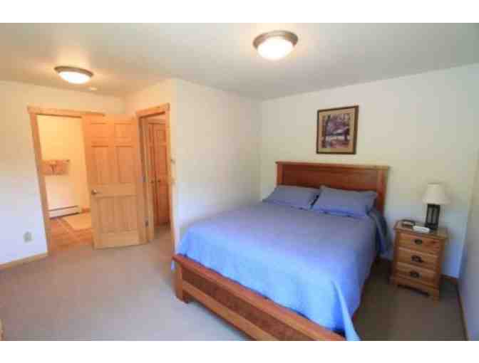 Cozy Two-Night Stay at Modern Townhome in Tofte, Minnesota, Aspenwood 6536