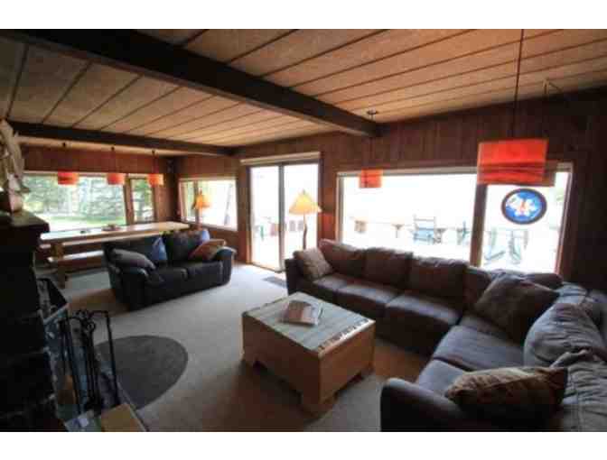 Two Nights at R&R: A Classic Lake Superior Cabin