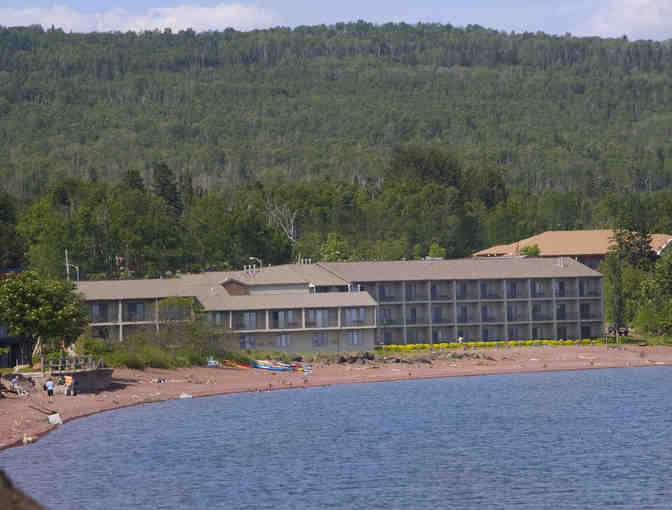 One Night Stay in Best Western Superior Inn's Renewal Steam Suite