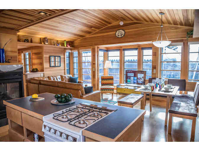 Three-night Stay at Grand Marais House of Light from Cascade Vacation Rentals