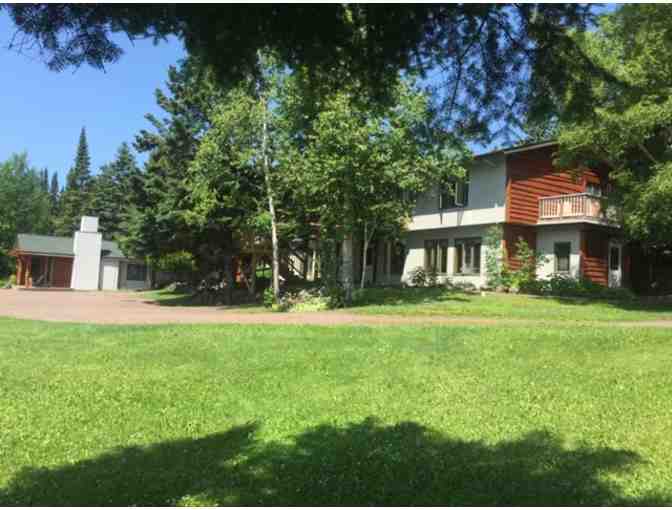 $100 Lodging from Thomsonite Beach Inn & Suites